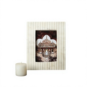 Cadre photo moderne en bois de noyer A3/A4, rectangulaire côtelé, vertical, pour affichage sur bureau et mural, décoration intérieure - Product Image 1