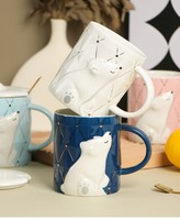 Mug ours polaire avec couvercle et cuillère