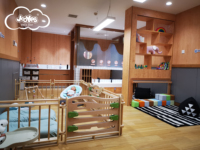 JOOYES Mobilier de maternelle en bois, clôture de jeu pour enfants avec labyrinthe, aire de jeux ronde pour la maternelle