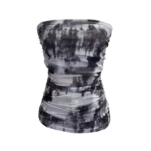 Haut court sans bretelles en spandex style thaïlandais tie-dye, avec étiquette OEM personnalisée, à manches courtes, à couches irrégulières et volants - 9950 - Product Image 5