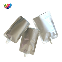 Pochette en plastique design personnalisée 1 litre 1000 ml 500ml 200ml boisson debout en feuille d'aluminium liquide emballage bec pochette sac