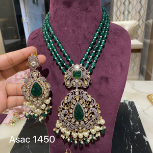 ชุดเครื่องประดับสร้อยคอลูกปัดแบบไม่ได้เจียระไนแบบสวยชุดเครื่องประดับสร้อยคอสำหรับงานแต่งงานของอินเดียพร้อมต่างหูสร้อยคอ Meenakari ที่ได้แรงบันดาลใจจากราชินี - Product Image 1