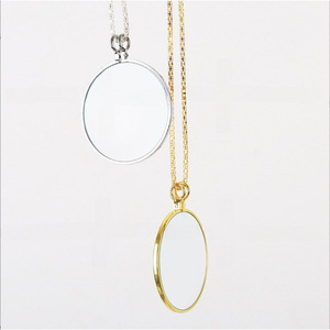 Lupa de cuello con cadena metálica, un producto popular en el comercio electrónico transfronterizo, totalmente portátil, con lentes de cristal exquisitas. - Product Image 2