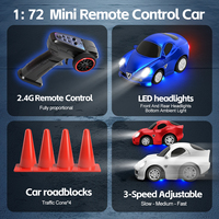 Vente en gros Q7201 Mini voiture de drift RC à LED réglable à 3 vitesses 1/72 Voiture miniature télécommandée Jouet