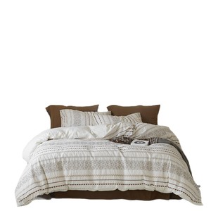 Encounter Fair Isle Yarn-dyed 100% Cotton Four-Piece Duvet Cover <b>Set</b> Simple Jacquard <b>Bedding</b> for Four Seasons - Product Image 5