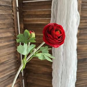 بيع بالجملة ورود صناعية ذات رأسين عالية الجودة زهور رانونكولوس ولوتس للتخرج واستخدام ديكور جداري لعيد الأم - Product Image 2