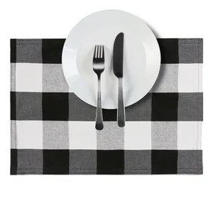 Owanti quadrado 13x19in placemats quadrados, fantasia verificada na cor preta e branca, tapetes texturizados com corredor de mesa
