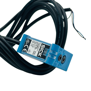 Controlador PLC con Conector de Empuje de la Serie GL10-P1211, Nuevo y Original - Product Image 4