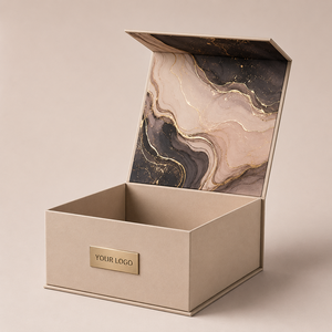 Scatola di Carta Pieghevole Riciclabile per Imballaggio di Vestiti e Scarpe, Design Personalizzato con Logo, Scatola Regalo Rigida in Cartone con Chiusura Magnetica - Product Image 1