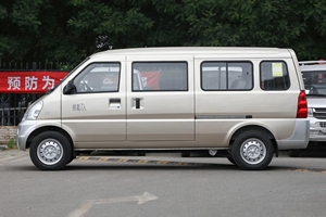 2023 Wuling Mini Bus 7 posti a basso costo <span class=keywords><strong>autovetture</strong></span> auto <span class=keywords><strong>usate</strong></span> furgone e auto sotto 5000 auto abbastanza <span class=keywords><strong>usate</strong></span> ora <span class=keywords><strong>vendita</strong></span> calda - Product Image 6