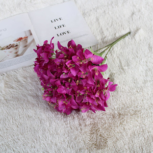 Ramo de Flores Artificiales de Seda, Diseño Triangular de Cinco Ramas, Buganvilla, Decoración para el Hogar y Interiores de Tiendas - Product Image 5