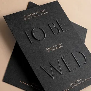 Cartellini personalizzati di lusso nero serigrafato cartellino altalena per abbigliamento indumento