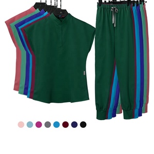 女性看護師用スクラブセット、多ポケットポリエステル製洗濯可能ジョガースクラブスーツ、トップスとパンツ、ストレッチ医療スクラブ - Product Image 1