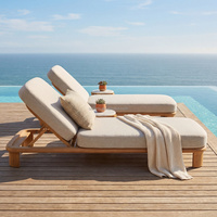 Lit de salon de style luxueux pour l'extérieur, structure en teck robuste, matelas en éponge épaisse imperméable, utilisation toute saison sur la terrasse