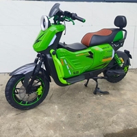 Trottinette électrique tout-terrain 2000W pour la mobilité urbaine quotidienne, compatible avec le déverrouillage NFC et dotée d'une fonction de marche arrière