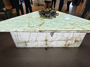 Losa Retroiluminada de Piedra Natural de Cristal Blanco Popular para Muebles de Lujo - Product Image 2