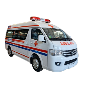 Ambulance hospitalière à conduite à gauche, moteur essence, transmission manuelle, traction 4x2 - Product Image 1