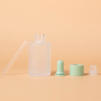 Flacon compte-gouttes en verre givré de 30 ml et 50 ml avec bouchons multicolores, flacons de sérum de luxe avec pipette, emballage cosmétique pour huiles essentielles