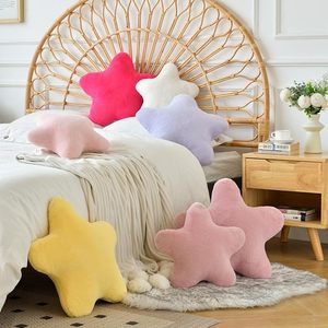 Helles buntes gefülltes bequemes Wurf kissen mit weichem künstlichem Kaninchen fell dekoratives sternförmiges Kissen für Wohnzimmer-Schlafzimmer-Sofa - Product Image 6