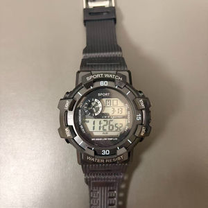 Reloj Digital Electrónico Deportivo para Hombre, Multifunción, Luminoso, Moderno, para Estudiantes y Actividades al Aire Libre - Product Image 1