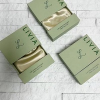 Boîte à bijoux en carton de luxe avec impression de logo personnalisé, finition mate, revêtement UV, gaufrage, ruban et velours