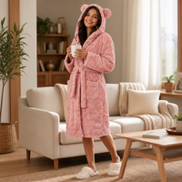 Peignoir de bain en tissu éponge ultra doux et moelleux pour femme, personnalisé avec marque privée, idéal pour le spa et l'hôtel, vente en gros