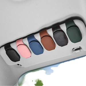 Accesorio Multifuncional para Auto de Cuero PU, Porta Gafas Portátil para Lentes de Sol, Gafas, Documentos y Boletos - Product Image 1
