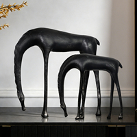 Sculpture d'art abstraite de cheval en aluminium faite à la main Bona Home Decoration, décoration de table Art Déco pour la décoration intérieure