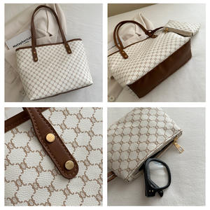 Bolso grande Retro de primavera para mujer, nuevo estilo de moda, hermosa versión coreana, bolso de hombro para mujer, bolso de viaje de gran capacidad - Product Image 2