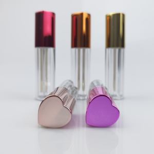 Vente en gros Paquet en forme de cœur Brillant à lèvres Rouge à lèvres Tube correcteur Cosmétique Vide en plastique Rose Couvercle Bouteille transparente - Product Image 2