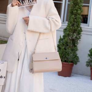 Nouveau sac carré de haute qualité style Lock Printemps/Été 2026 – Sac à bandoulière classique en cuir pour femme - Product Image 5