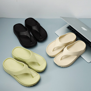Chanclas de verano para mujer con suela gruesa de EVA y clip para los dedos, sandalias de playa, calzado de exterior a la moda, blanco y negro - Product Image 4