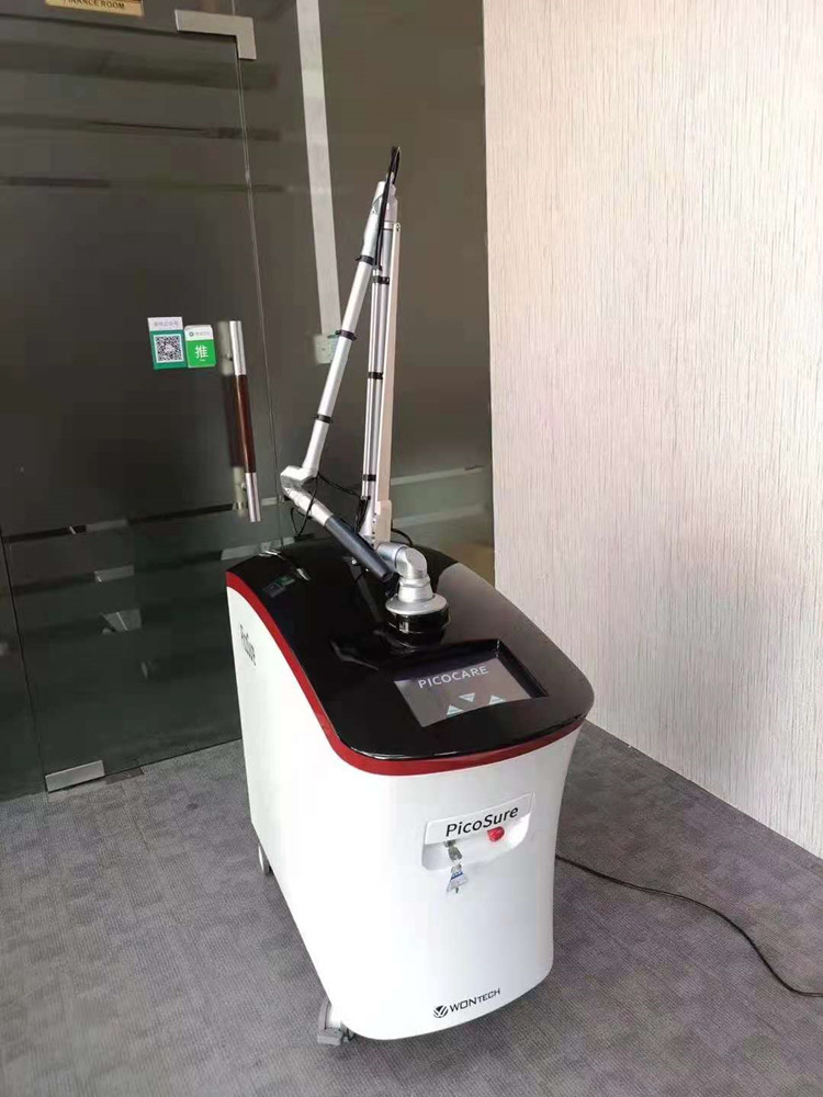 Professional Picosecond Laser Machine Picolaser pigmentation Treatment Freckle Removal 755nm Pico Laser Machine on Sale