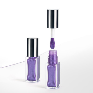 Brillo Labial Hidratante de Larga Duración con Acabado Brillante, No Pegajoso, Vegano, Transparente, Rosa, Líquido, Venta al Por Mayor - Product Image 6
