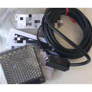 1 шт. Новый фотоэлектрический датчик CX-493-<span class=keywords><strong>P</strong></span> (CX493P), бесплатная доставка, новый оригинал, в наличии, для промышленной автоматизации, специализированный ПЛК Pro - Product Image 1