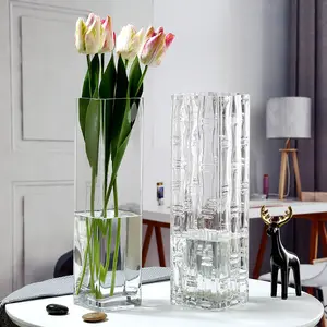 Vente en gros de vase carré en verre hydroponique cube simple multi-spécifications fait à la main en cristal clair