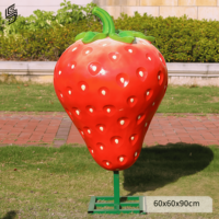 Vente Flash : Sculpture géante en fibre de verre en forme de fraise pour la décoration extérieure des fermes et parcs d'attractions