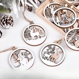 <b>Wooden</b> Round Christmas Ornaments Laser Cut Reindeer Snowman Hanging Decorations <b>Rustic</b> Style For Christmas Tree - Product Image 1