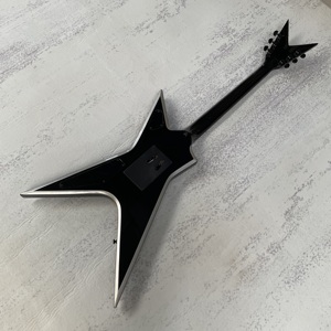 Guitare électrique noire de marque Was.Bu.n, corps en acajou, touche en palissandre, micros HH, filet gris, incrustation vierge, pont noir, trémolo - Product Image 4