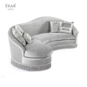 Canapé de salon de style italien: silhouette incurvée, revêtement en velours avec détails à franges pour <span class=keywords><strong>des</strong></span> espaces élégants - Product Image 1