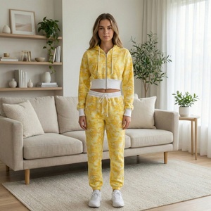 Conjuntos deportivos de 2 piezas con estampado de camuflaje estilo Y2K a precio mayorista, sudadera con capucha y cremallera TKAN929D, ropa urbana 100% algodón para mujer - Product Image 1