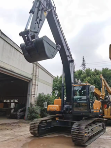 รถขุดมือสอง30ตัน300lc-9s ฮุนไดเกาหลีพร้อมเครื่องยนต์และปั๊ม - Product Image 2