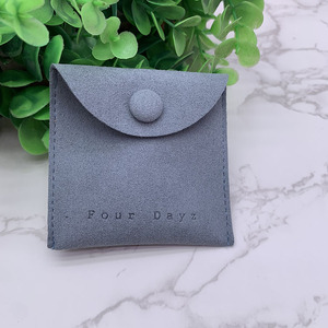 Bolso de cuarzo arenisca con logotipo personalizado, bolsa pequeña de gamuza con tapa. - Product Image 4
