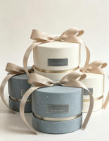 Boîte cadeau cylindrique rigide avec fermeture magnétique, matériaux recyclés écologiques, ruban décoratif, design baril pour bijoux et fleurs