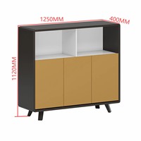 Meuble de bureau contemporain avec étagères de présentation, compartiments de rangement fermés et pieds surélevés pour zone de réception