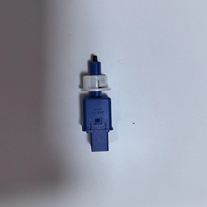 Interruptor de luz de freno Honda 36750-TY0-J11 para reemplazo y reparación de interruptores automotrices - Product Image 4