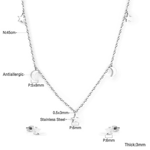 Ensemble de bijoux populaire de haute qualité et pas cher, collier et boucles d'oreilles en acier inoxydable plaqué or avec pendentif étoile et lune pour femmes - Product Image 5