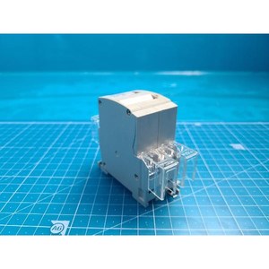 Protecteur de circuit Fuji CP32FM/2 CP32F-M002 d'occasion – Pièces détachées d'équipement semi-conducteur ancien - Product Image 2