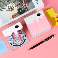 Bloc-notes Modèle Château de Conte de Fées 2027 avec déchirure manuelle discrète, Château Rose, Spires Bleues, Trou pour stylo, Pages marque-pages et Calendrier