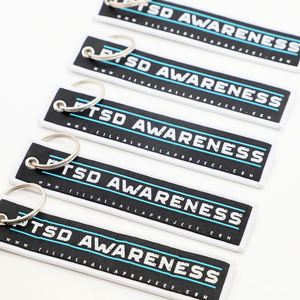 Porte-clés personnalisé en tissu pour le soutien de la santé mentale, idéal pour les soins aux anciens combattants et les cadeaux pour les organisations caritatives - Product Image 1